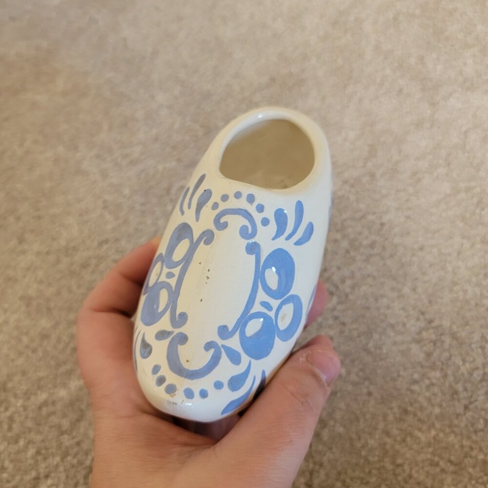 Cute Hand Painted Blue and White Clog - Picture 3 of 5